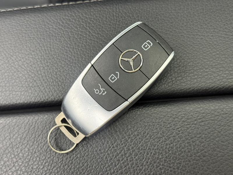 Mercedes-Benz Mercedes EQA 2022