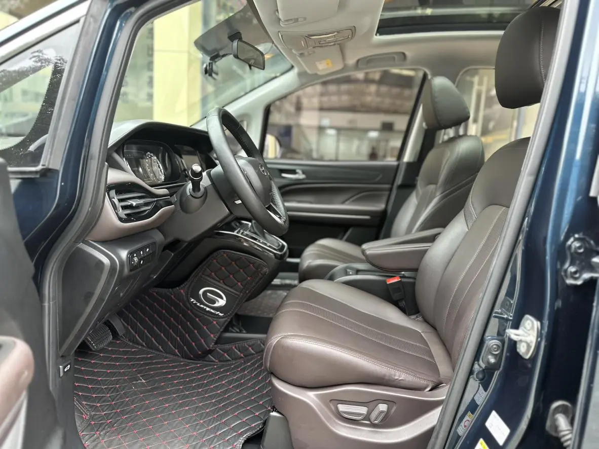 GAC Trumpchi M6 270T automatic Premium Edition 6-seater Country VI