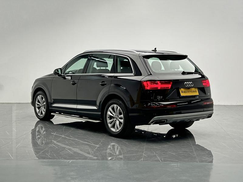 Audi Audi Q7 2019