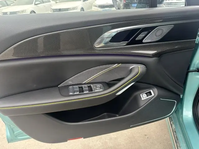 Hongqi Hongqi H6 2.0T Ultimate Edition