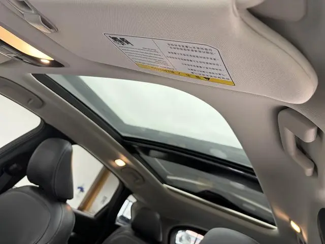 Infiniti Infiniti QX50 2.0T two-wheel drive fashion version