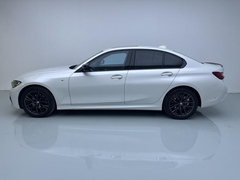 BMW BMW 3 Series 2022