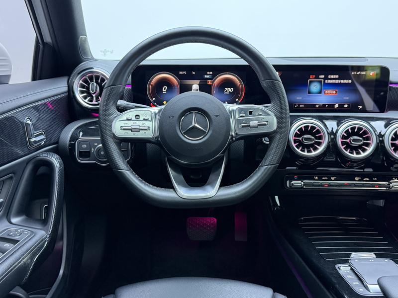 Mercedes-Benz Mercedes Benz A-Class 2022