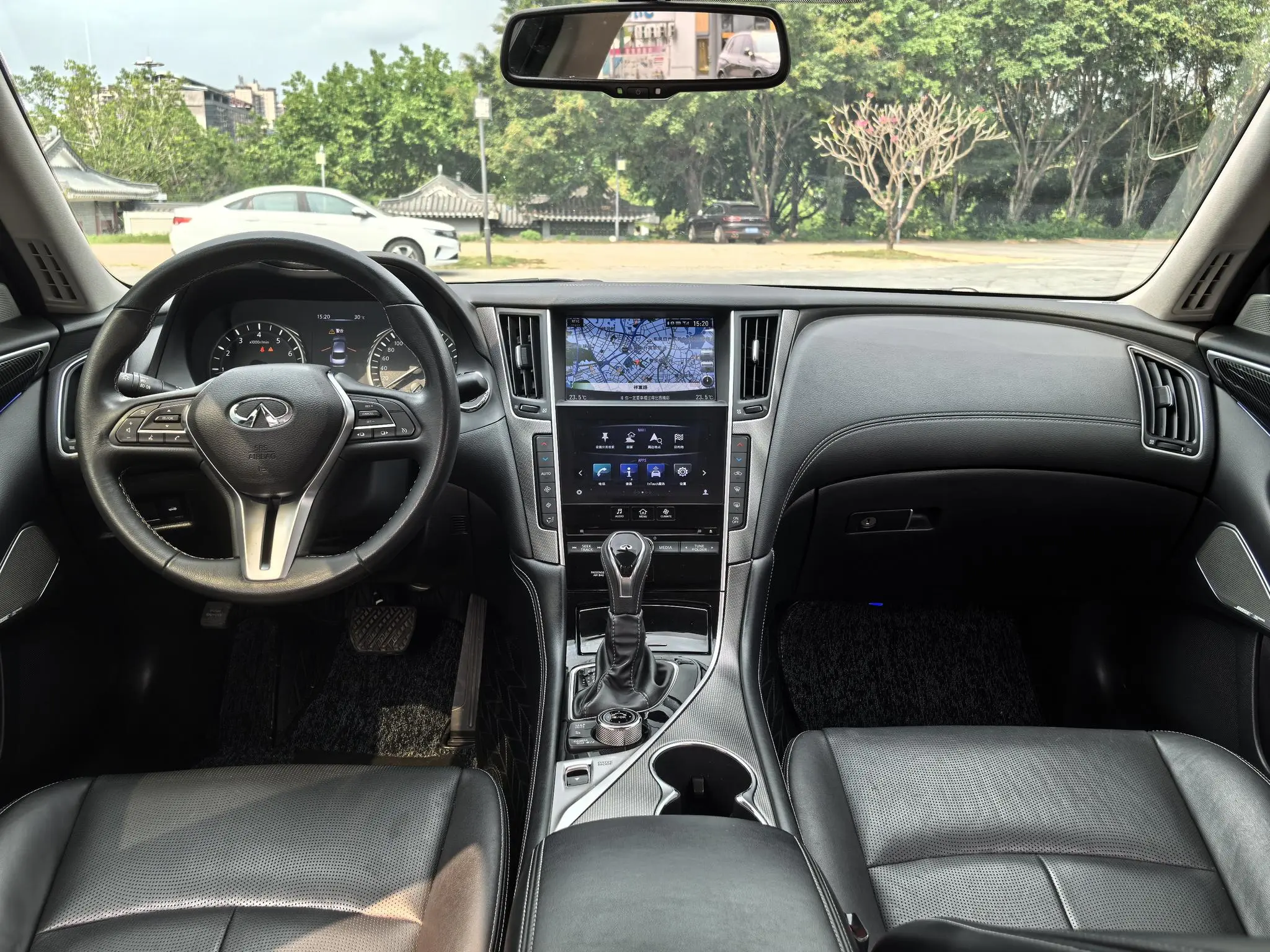Infiniti Infiniti Q50L 2.0T Premium Version Country VI