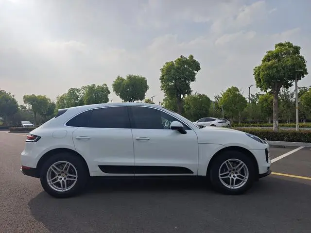 Porsche Macan Macan 2.0T