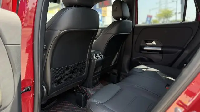 Mercedes-Benz Mercedes-Benz GLA GLA 200