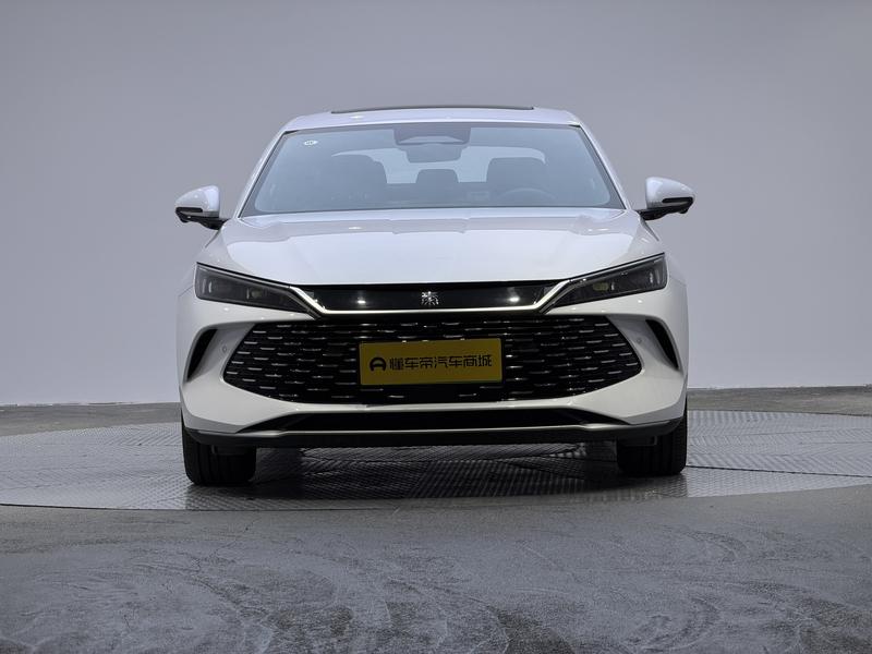 BYD Qin L DM 2025