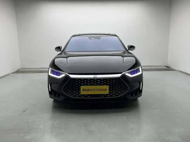 BYD Han DM DM-i 121KM Honor type