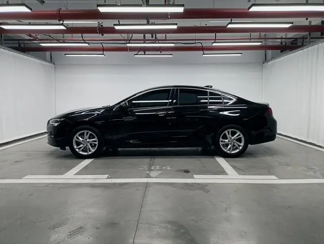 Buick Regal 552T luxury