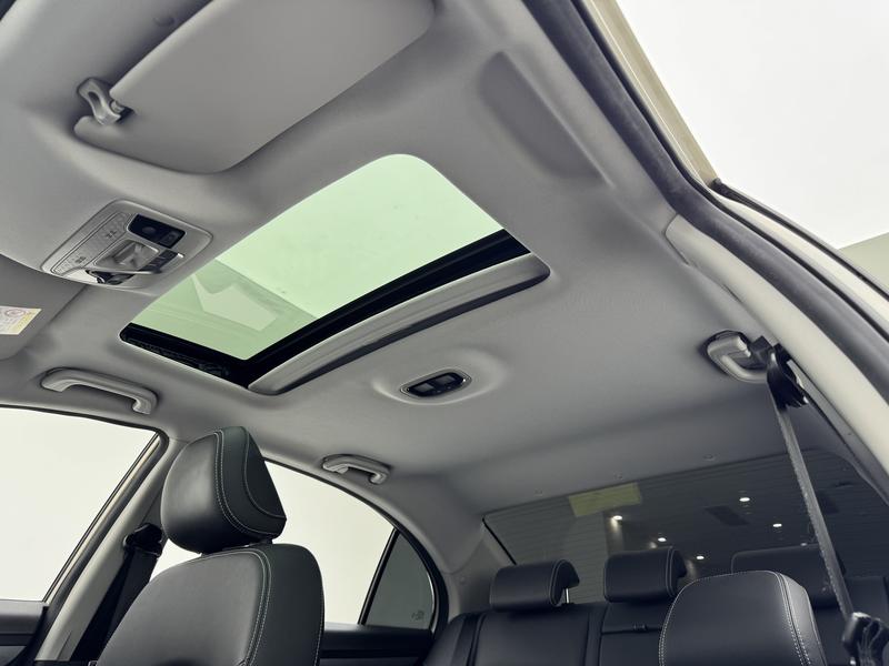 Geely Emgrand 2021