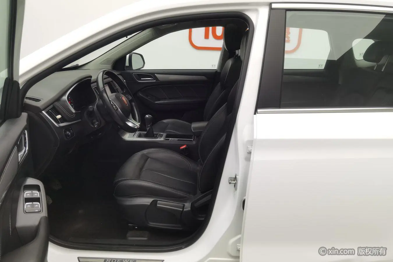 Roewe Roewe RX5 20T two-wheel drive manual 4G interconnection Platinum version