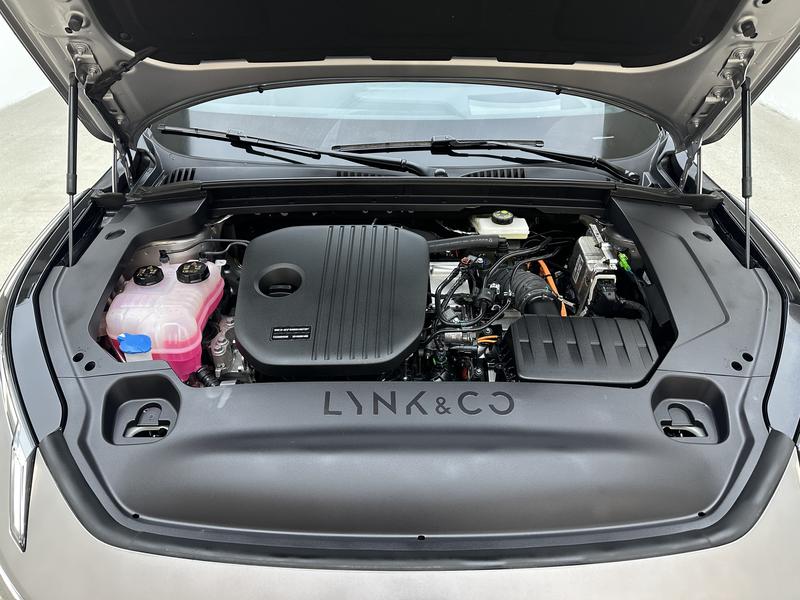 Lynk & Co Lynk&Co 07 EM-P 2026