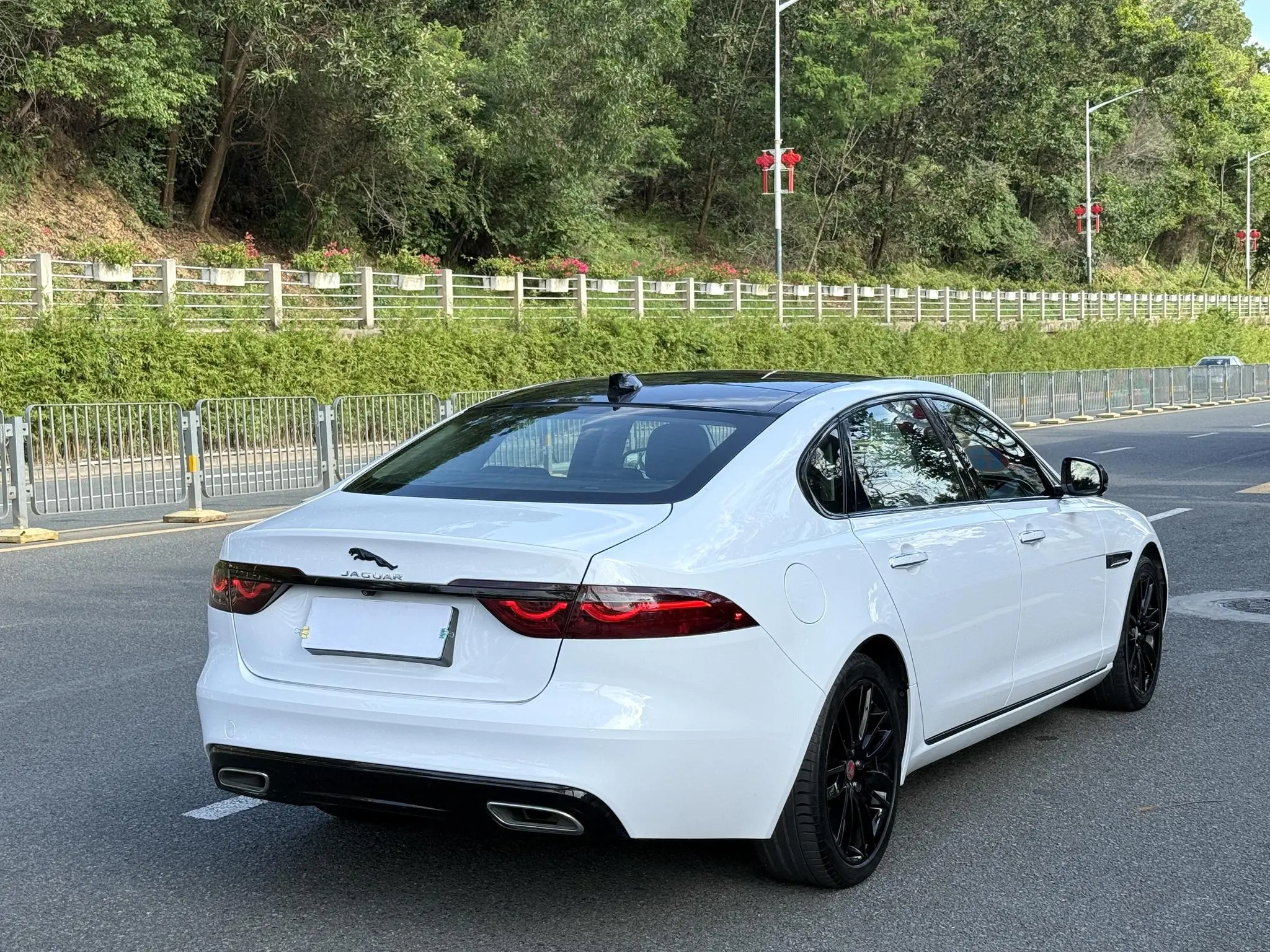 Jaguar Jaguar XFL 2.0T P250 four-wheel drive Exclusive Edition
