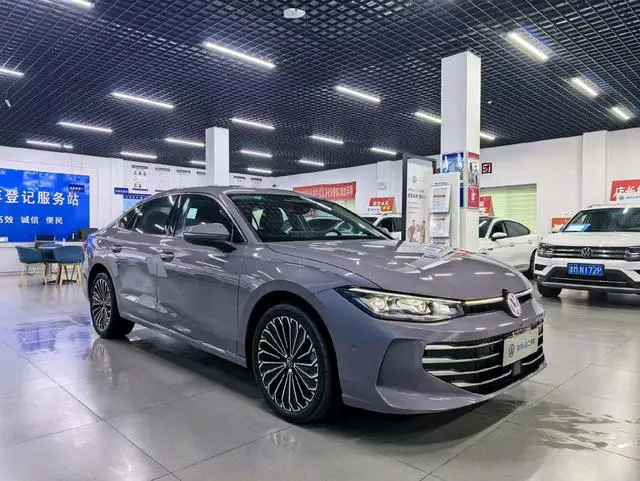Volkswagen Passat Pro 380TSI Dragon Edition