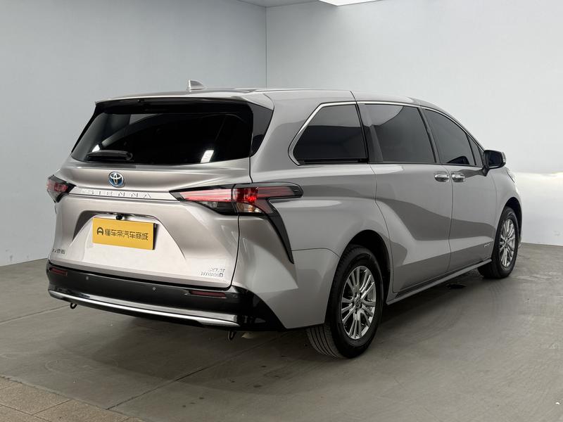 Toyota Sienna 2021