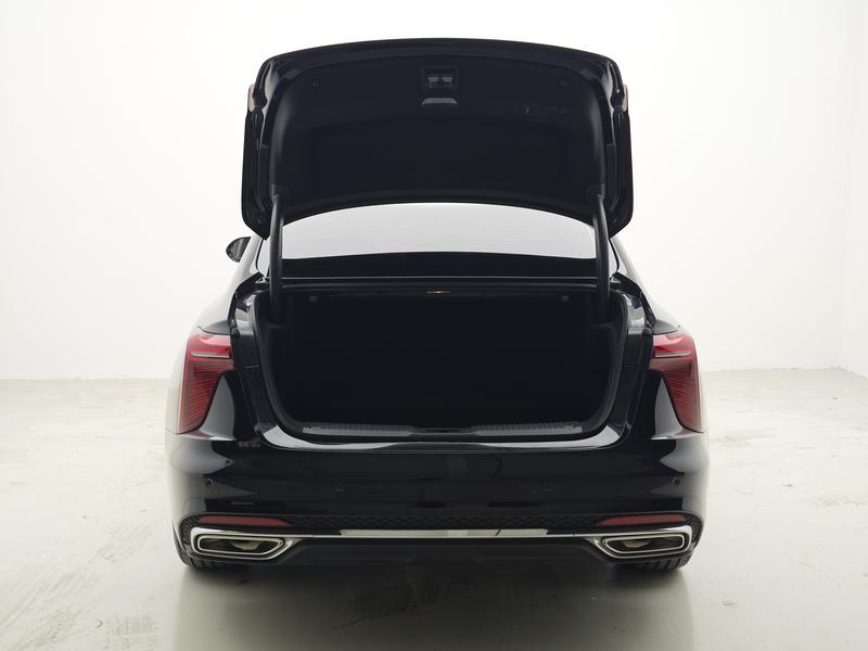 Hongqi Red Flag H5 2025