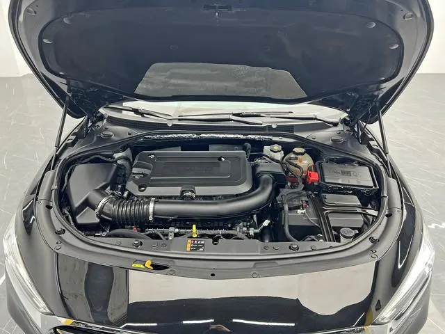 Buick Lacrosse 652T luxury