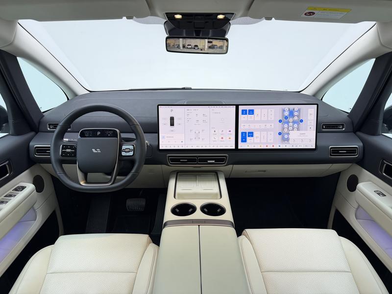 Li Auto Ideal MEGA 2025