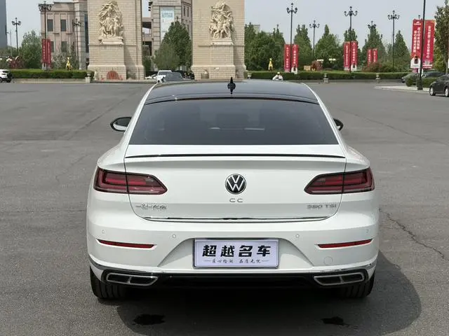 Volkswagen Volkswagen CC 380TSI eye-catching version