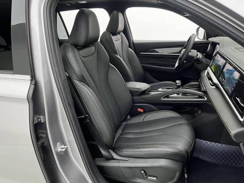 Geely Emgrand L 2024