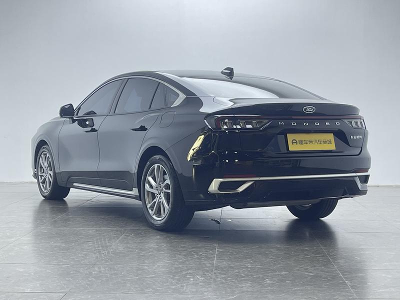 Ford Mondeo 2023