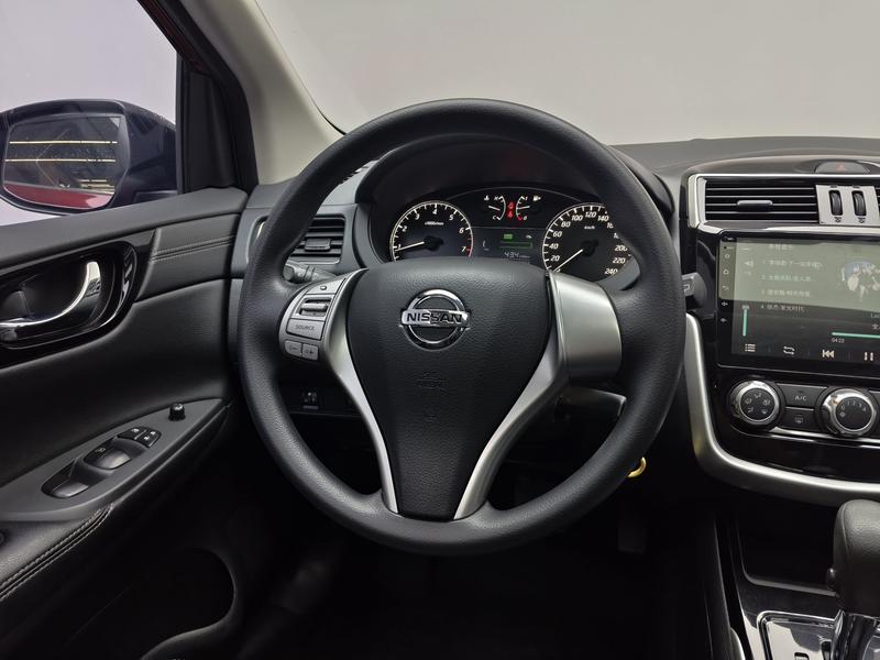 Nissan Qida TIIDA 2016