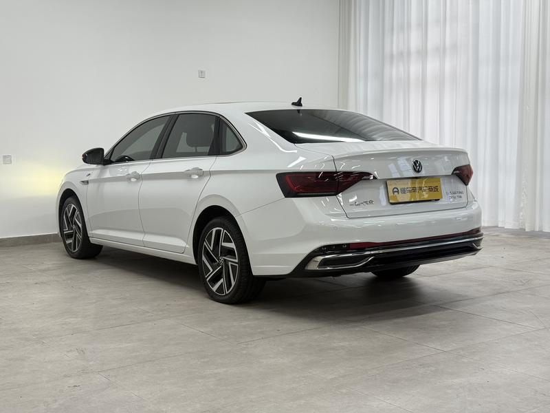 Volkswagen Sagitar 2023