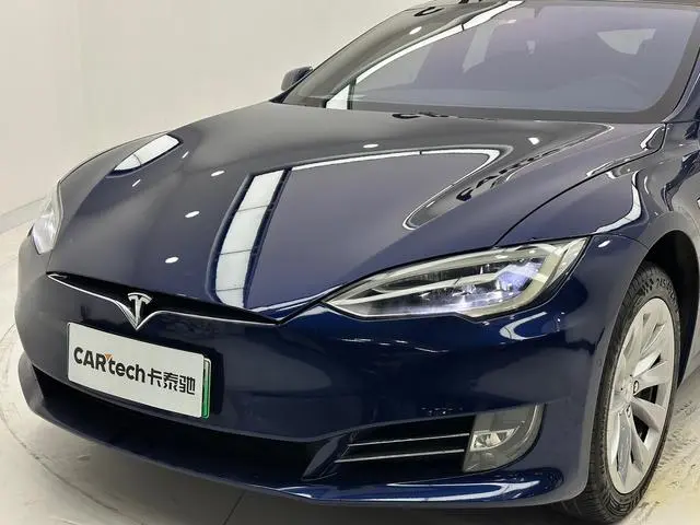 Tesla Model S 75D Standard battery life version