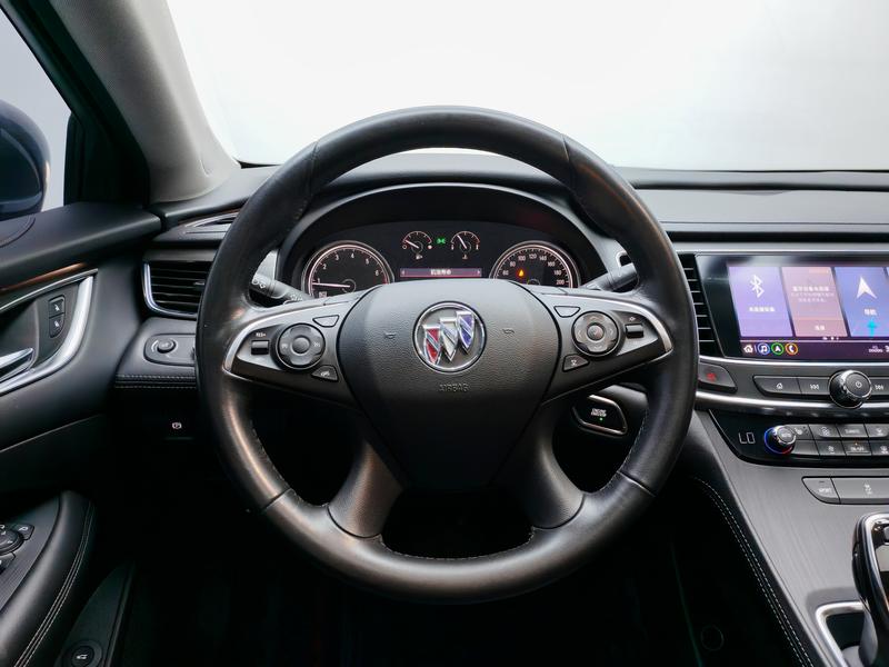 Buick LaCrosse 2022