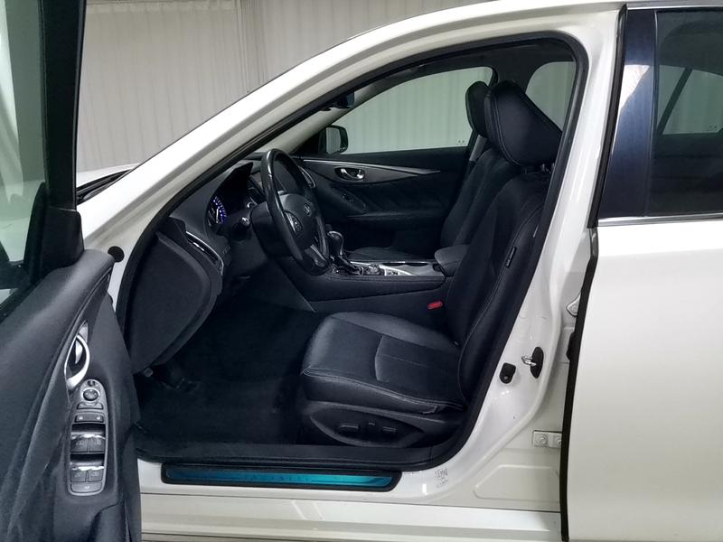 Infiniti Infiniti Q50L 2015