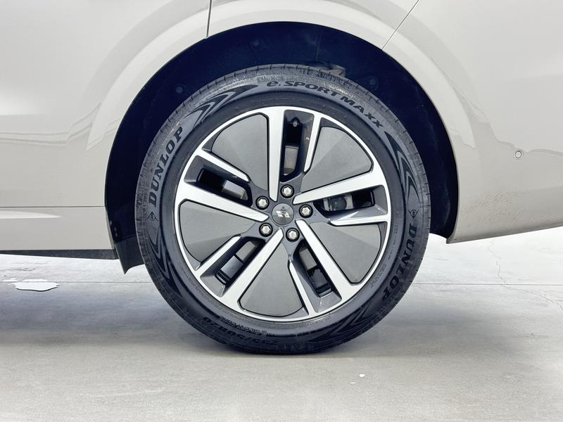 Li Auto Ideal L6 2024