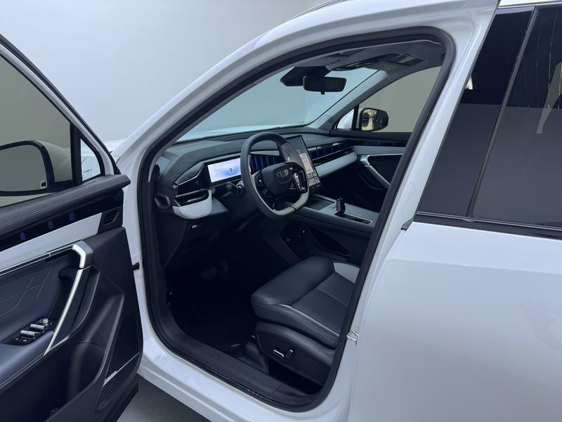 Geely Boyue L 2024