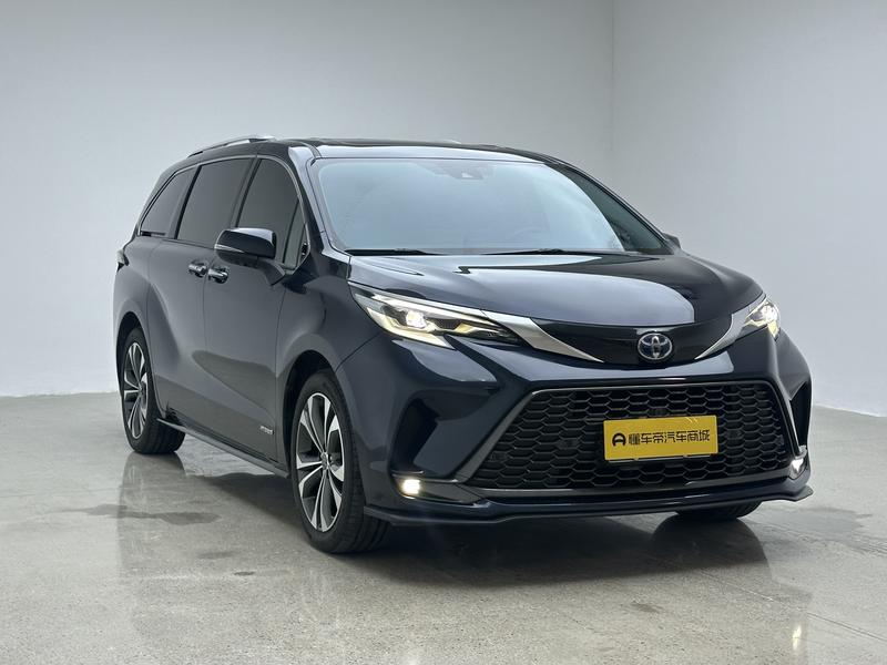 Toyota Gravia 2022