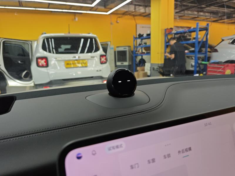NIO NIO ET5 2025