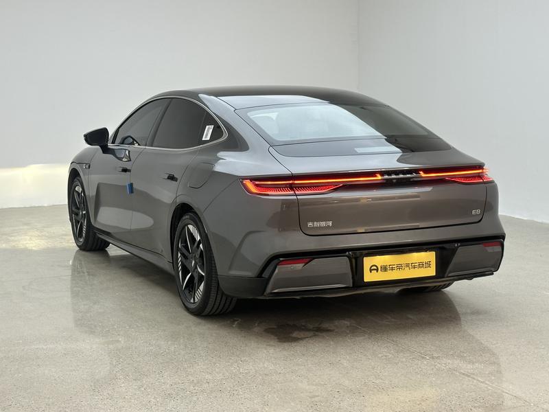Geely Galaxy Galaxy E8 2024