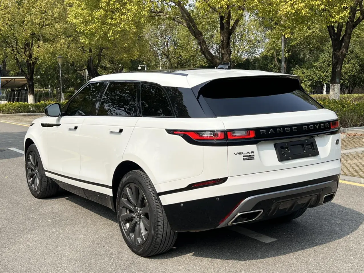 Land Rover Range Rover Star Pulse P380 R-DYNAMIC SE