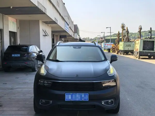 LYNK & CO Lynk 01 2.0T two-wheel drive Pro version