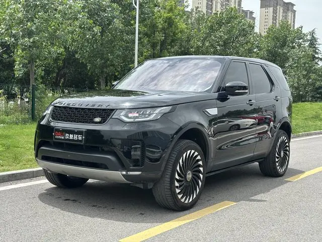 Land Rover discover 3.0 V6 HSE LUXURY