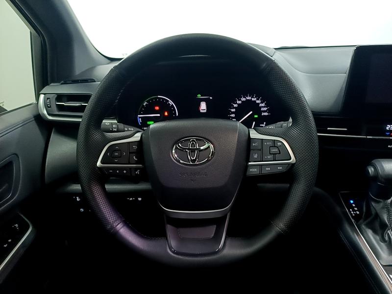 Toyota Gravia 2024