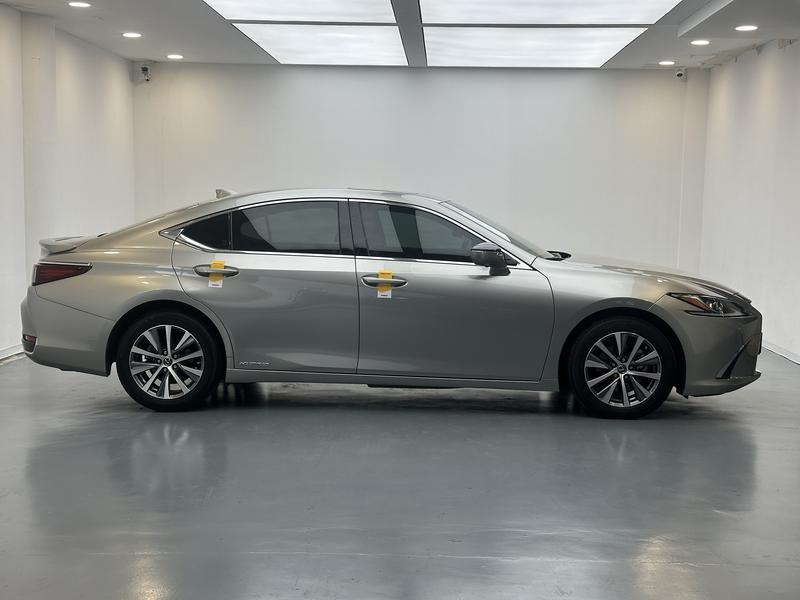 Lexus Lexus ES 2020