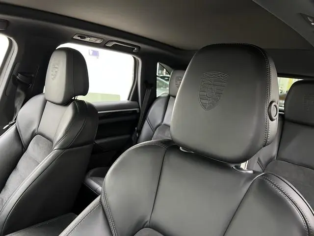 Porsche Cayenne Cayenne Platinum Edition 3.0T
