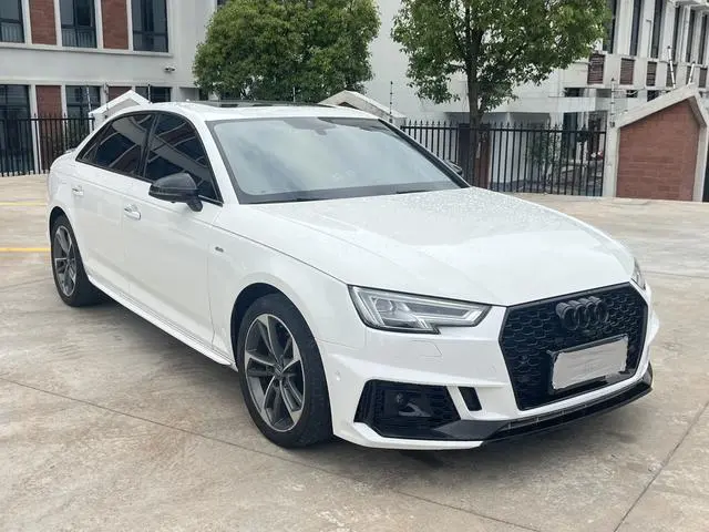 Audi Audi A4L 30th anniversary type 40 TFSI sports type