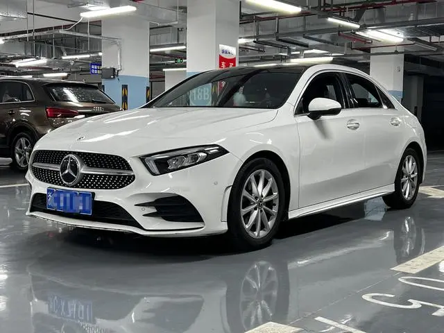 Mercedes-Benz Mercedes-Benz A-class A 200 L sports sedan dynamic Version