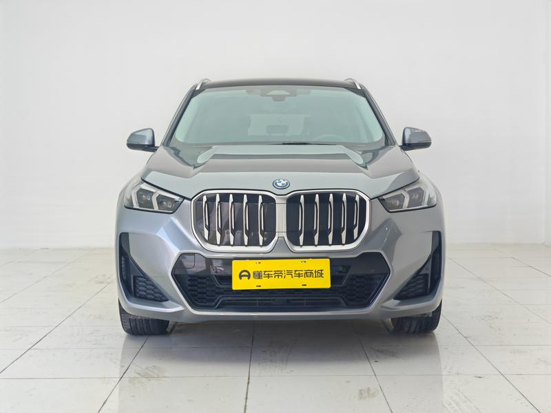 BMW BMW iX1 2024