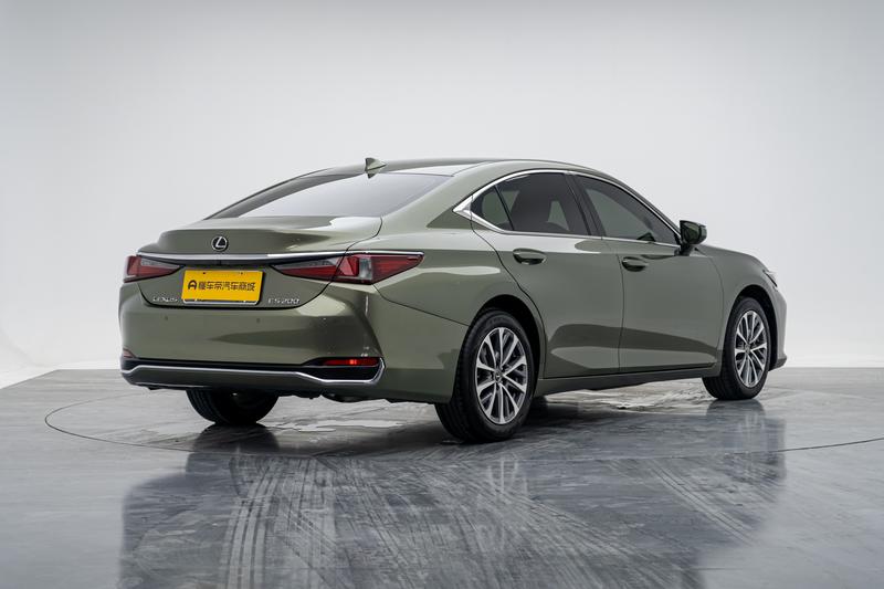 Lexus Lexus ES 2021