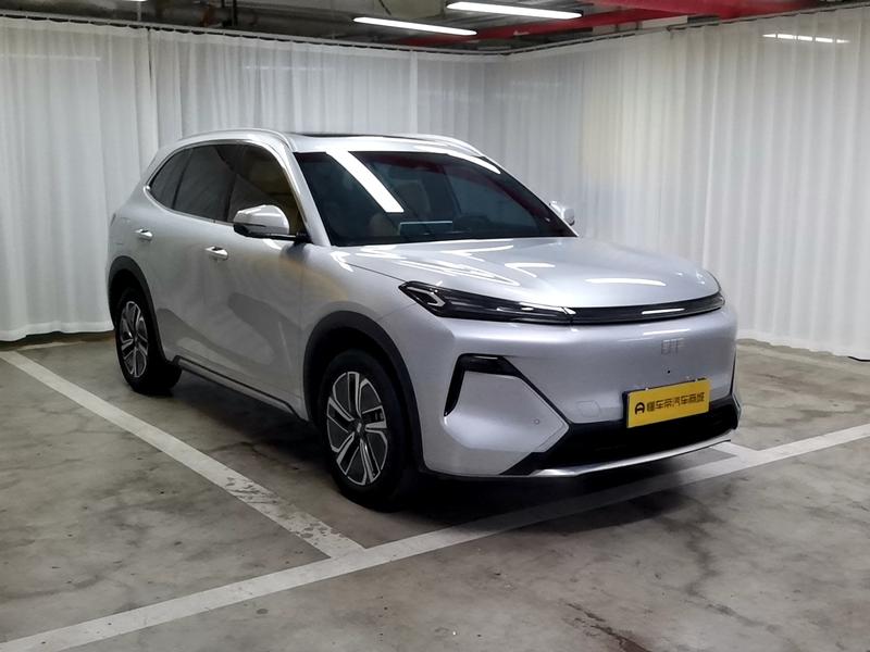 Geely Galaxy Galaxy Starship 7 EM-i 2025