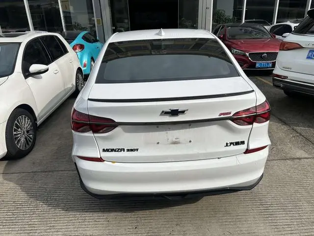 Chevrolet Cruze RS 330T Automatic Fun Version