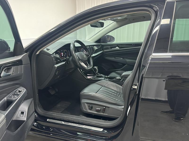 Volkswagen Passat 2023