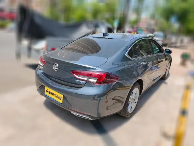 Buick Regal 552T luxury