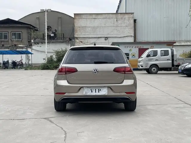 Volkswagen golf 200TSI DSG comfortable and enterprising version Country VI